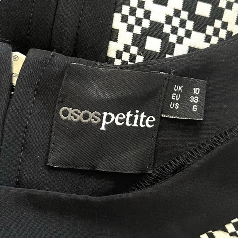 ASOS Petite Cropped Shell Tank Top - Picture 5 of 6